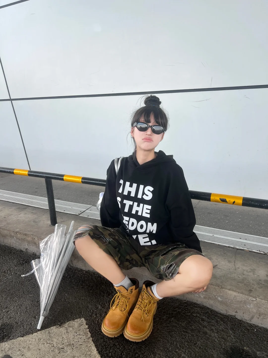 出来散散步吧 我们也好久没见了🐈