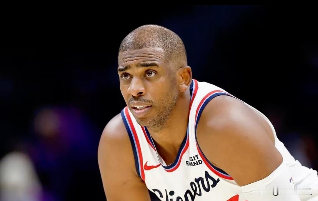 哈登用一场燃尽自己的比赛送给保罗退役夜！克里斯保罗正式宣布这将是他的最后一个赛季