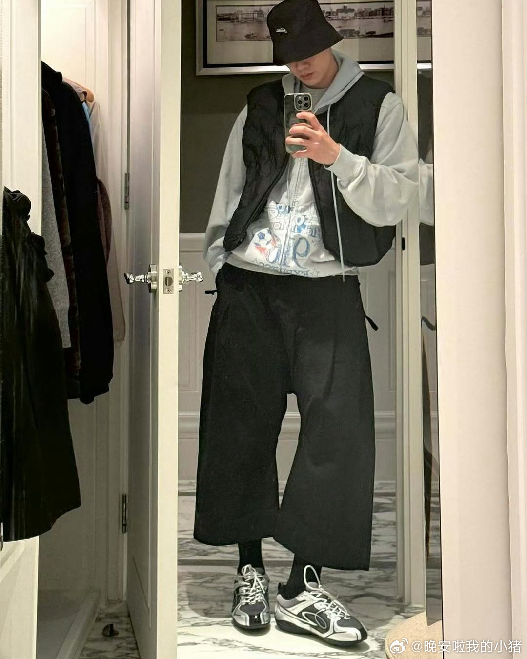 白敬亭ins更新，每张都能当头像的程度