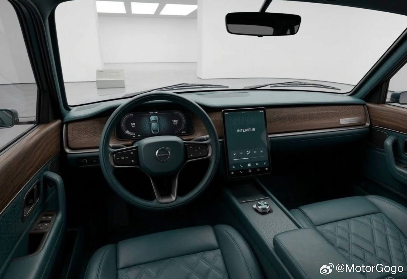 沃尔沃要是把这量产出来可太对味了，我一直在想这么一种设计，保留复古原木的内在外在