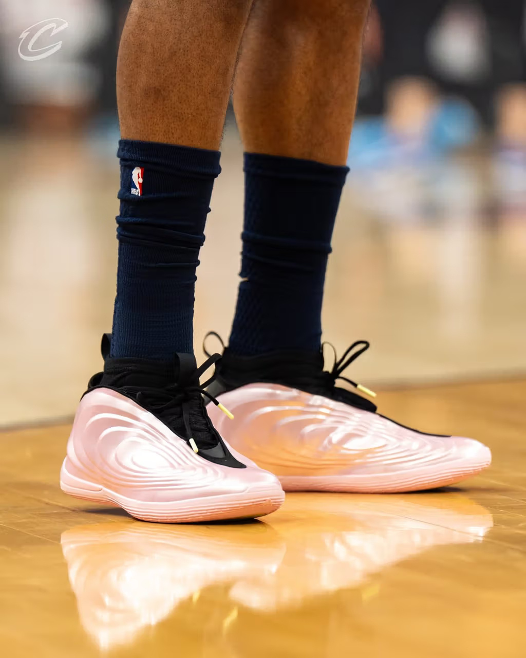 James Harden 母亲节的选择 adidas Harden Vol. 1