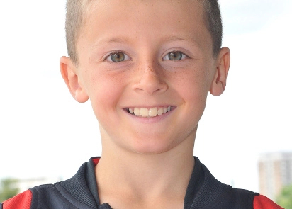 利物浦青训 本期专栏，基础阶段青训主管约翰·汤普森与U12梯队教练菲尔·查诺克，