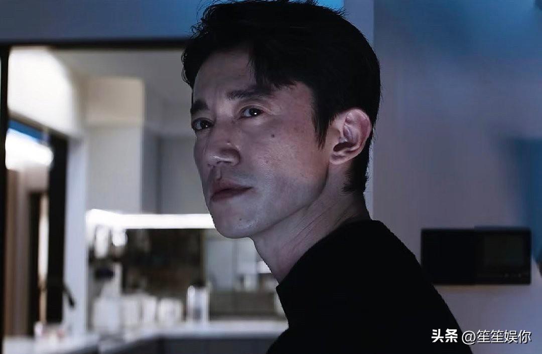 论选角和演技拼劲，吴慷仁真的没得挑。在台湾有限的环境里，仍坚持不断挑战不同类型，