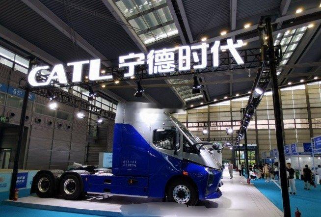 宁德时代三季报净利645亿前三季度净利645亿，营收高增，储能业务拉动明显。但Q