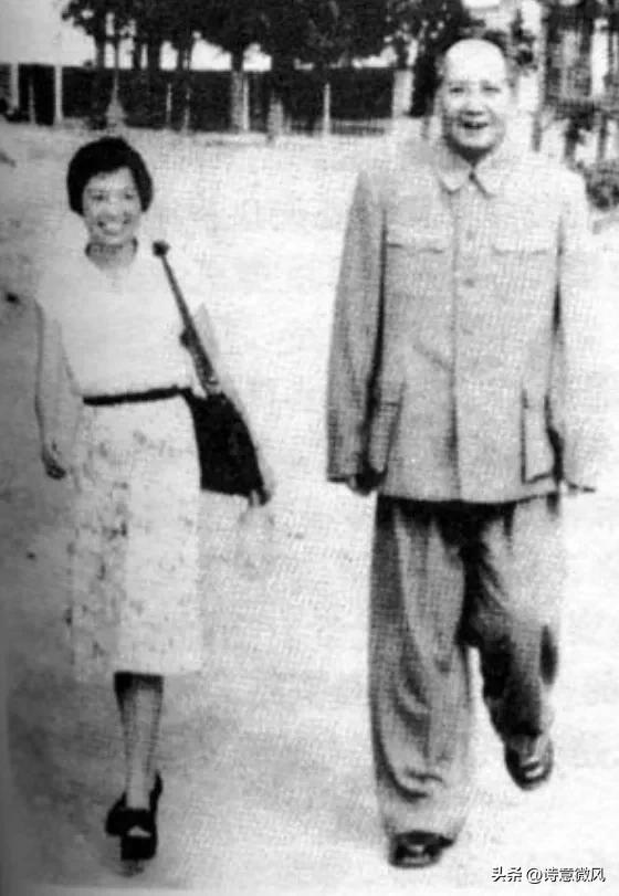 1959年，吴旭君说要走，主席连问为什么，她说，我爱人被定为反党小集团成员了，主