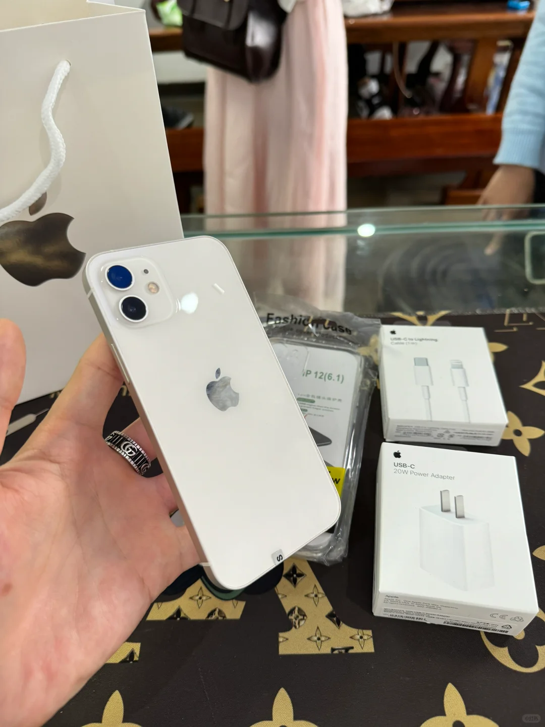 同城粉丝友女到店📱拿下苹果12 国行原装