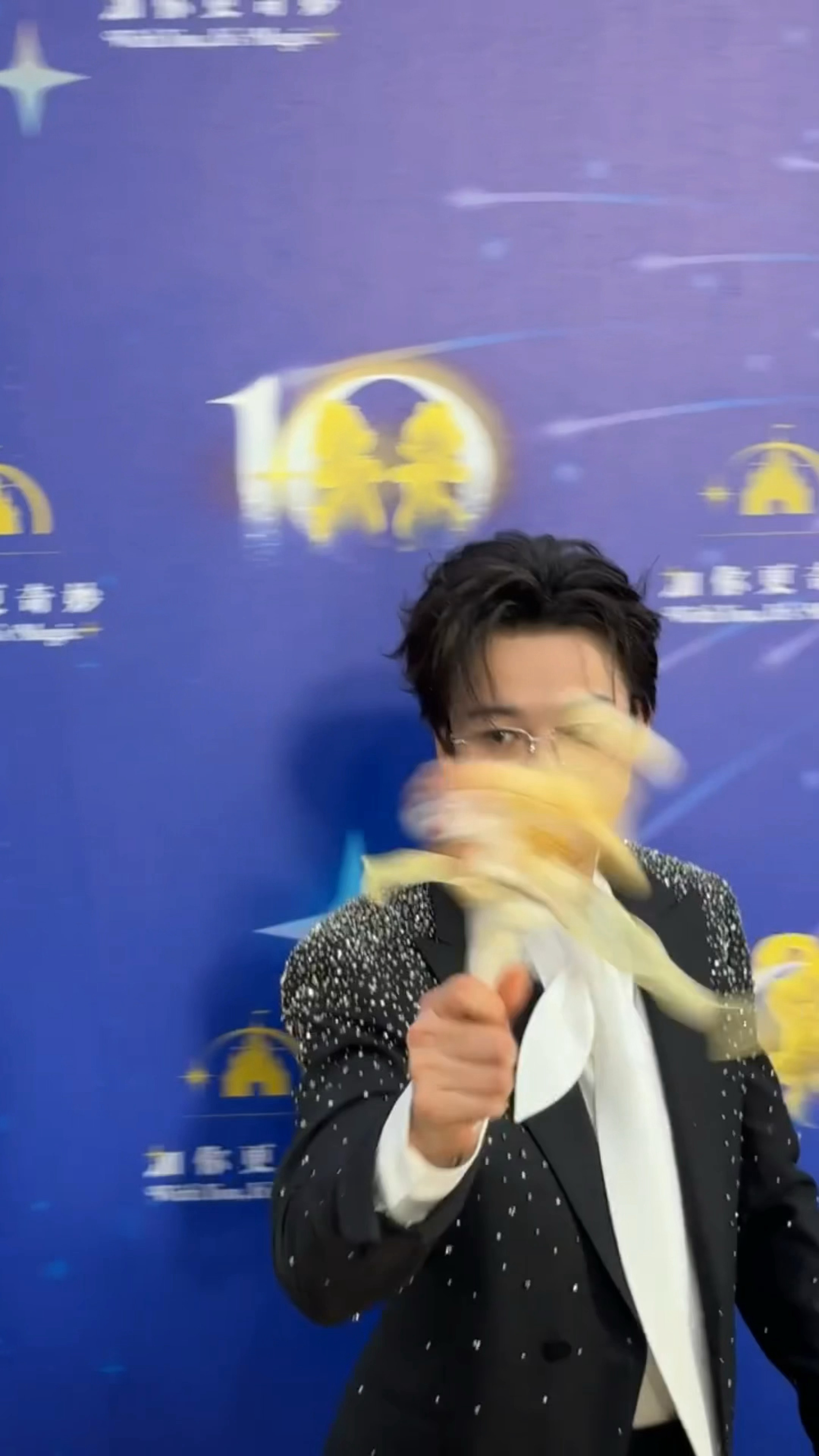 好生！！好近！！！ 刘宇宁上海迪士尼十周年活动