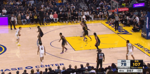 接球三分~！ ​​​