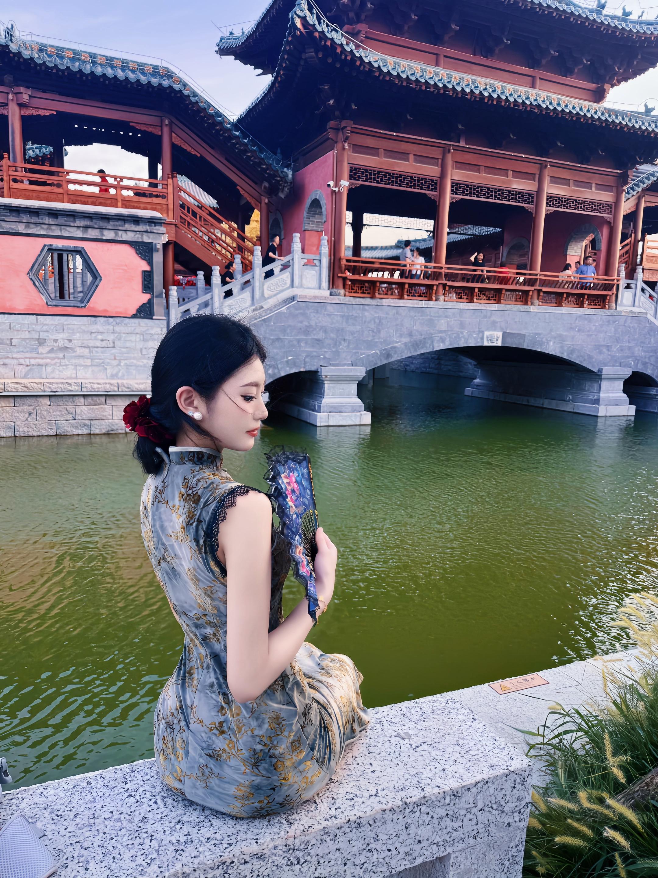 听西厢月落乌啼声声唱罢