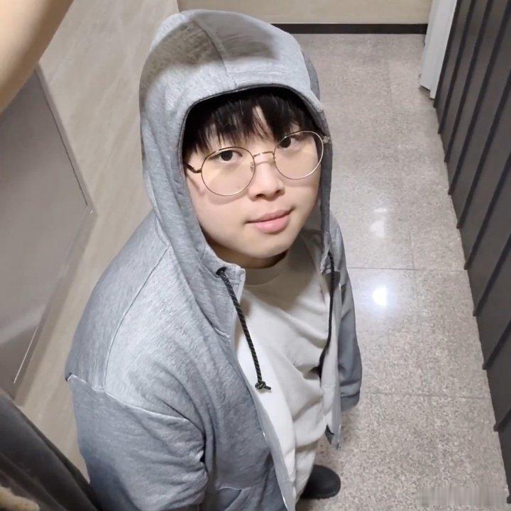 so cute~~~~小猪Peter🐖2025lck 英雄联盟