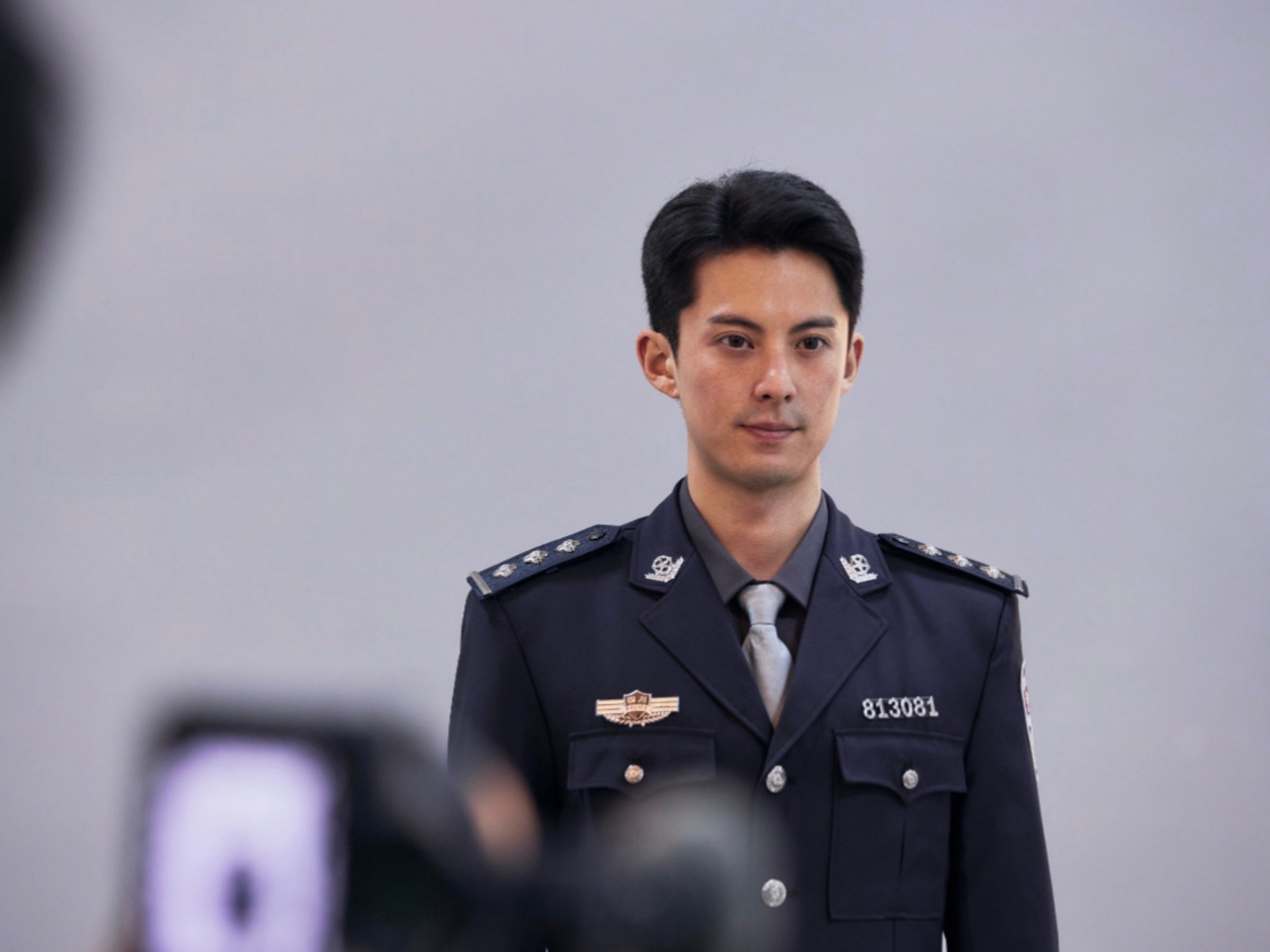 冉队  是穿警服的冉队 心心念念的这些图终于放出来了 都想起来了🥹我将珍藏王鹤