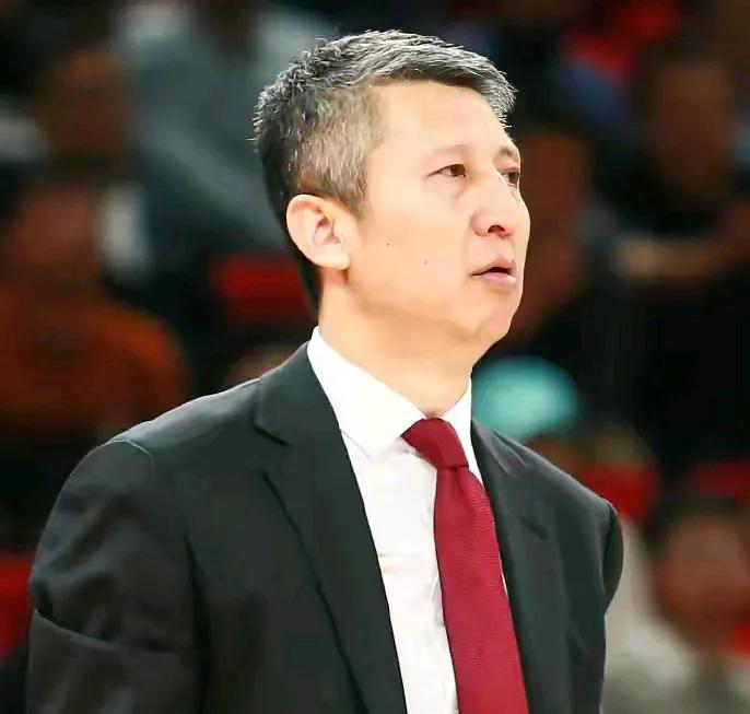 郭士强压力很大，虽然赢了沙特，估计郭士强也不敢掉以轻心，从约旦和印度的比赛来看，