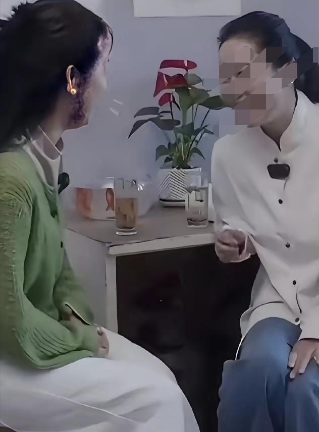 上海电视台原主持人李某，曾经公开力挺《监狱来的妈妈》的主演、因琐事杀死丈夫的赵箫