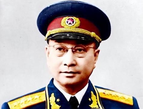 1952年，大病初愈的陈赓来到朝鲜战场，接替彭德怀的工作，结果刚到朝鲜没几天，陈