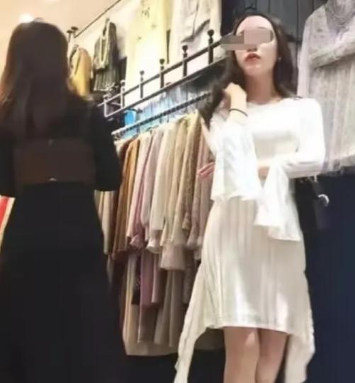 宁波一服装店女老板欠供货商6万货款，还不上，供货商上门说：陪一次，债免了。女老板