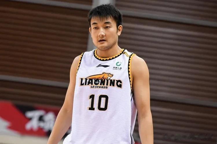 CBA揭幕战，辽宁男篮109-85同曦男篮，不得不承认的2个事实

1.丛明晨进