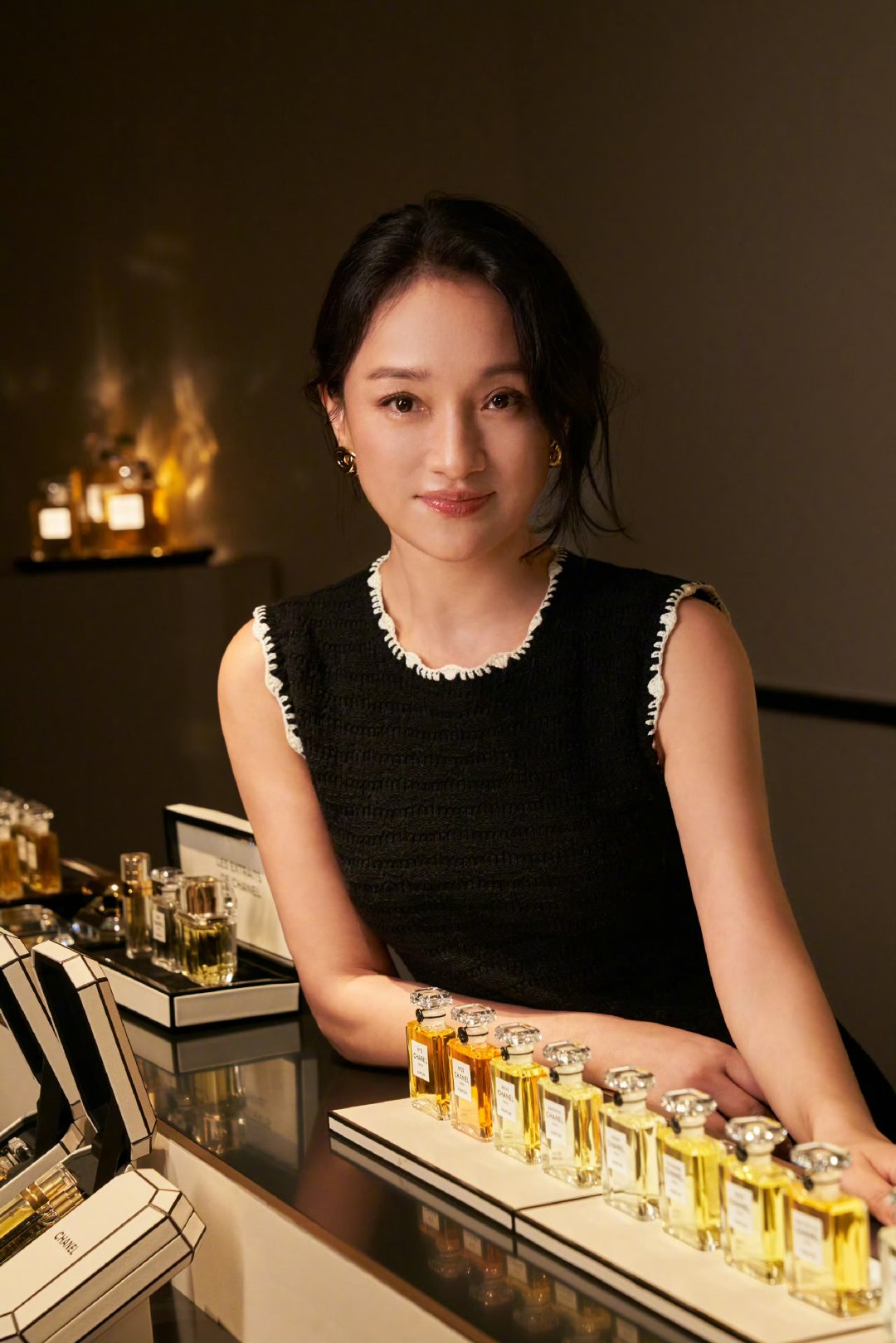 曝周迅拍了金鹰奖宣传片网传周迅拍了金鹰奖宣传片 网传最新宣传片路透消息流出，周迅