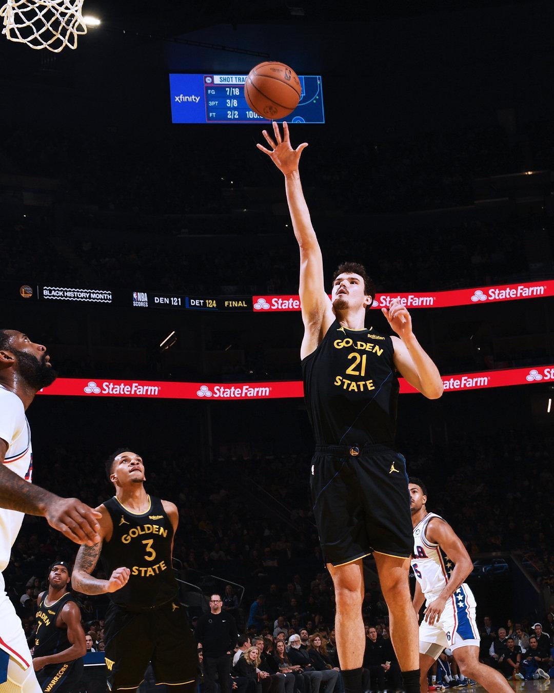 波斯特10分，4篮板，4助攻，1盖帽。76人vs勇士