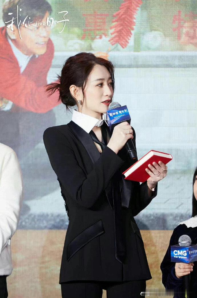 难怪李小冉这几步这么眼熟李小冉这几步眼熟的原因找到了难怪李小冉这几步这么眼熟，原