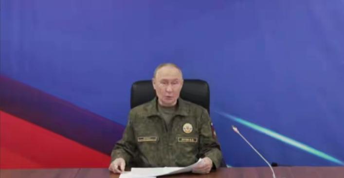 12月27日前线撂狠话：不跟乌克兰耗了，武力解决到底。

这不是警告，是最后通牒