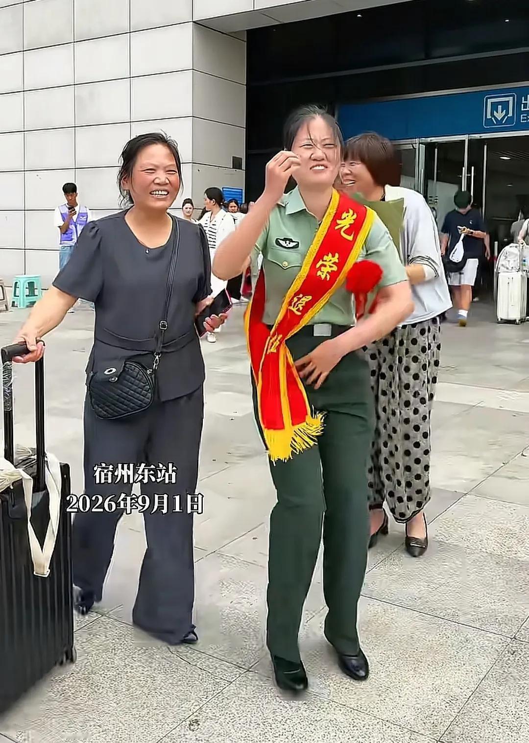 天底下竟然有这么巧的事，不得不感叹一句：“这不就是传说中的缘分嘛！”

又到一年