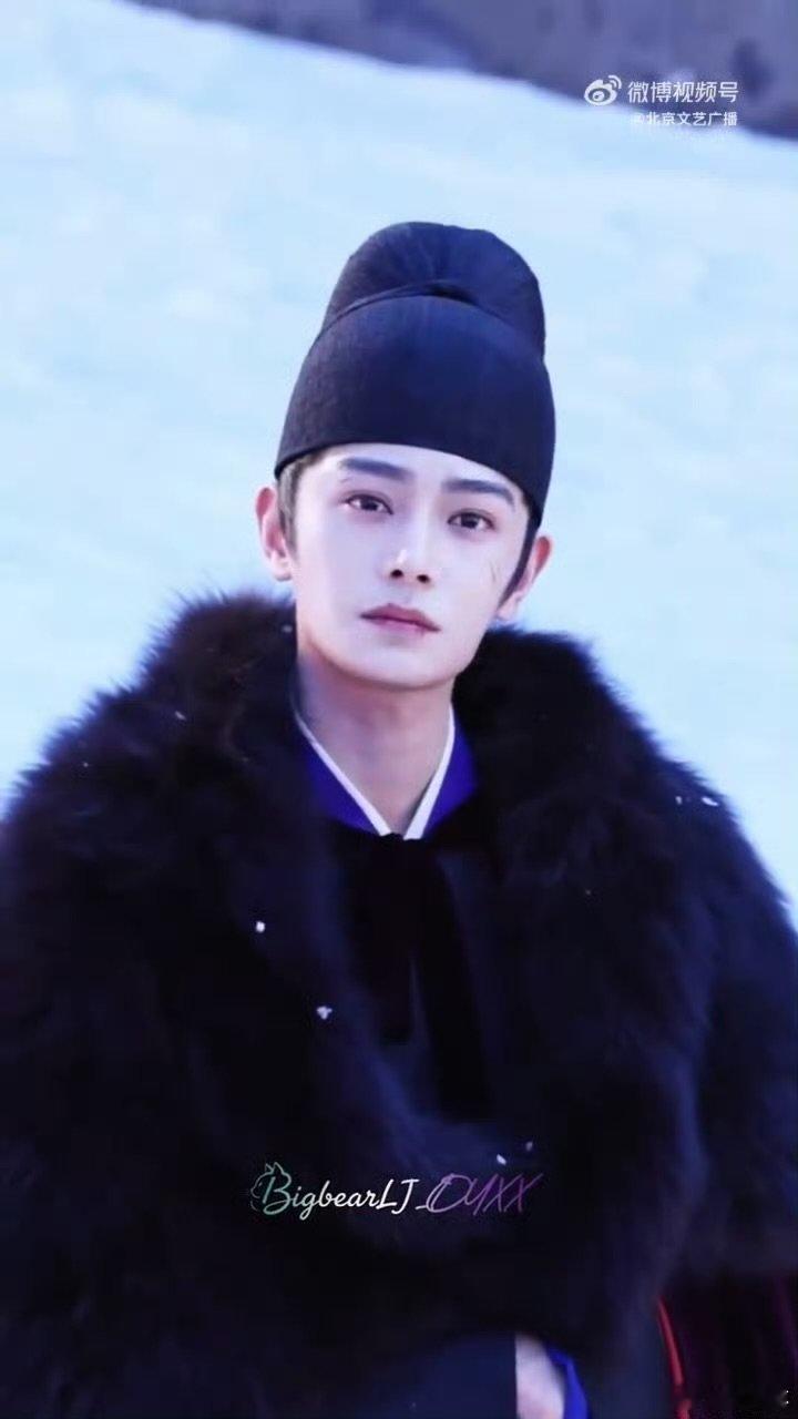丁禹兮司宫令雪中大氅造型司宫令 《司宫令》路透太惊喜，丁禹兮古装造型颜值在线，越