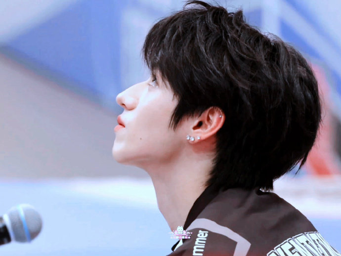 TF家族运动会VCR期待唯一C位队长朱志鑫的再次大出圈051朱志鑫就这样在场上大