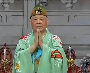国家为何敲打郭德纲？举个实例，看完便能明白！
 
冷战期间流传一则说法，美国中情