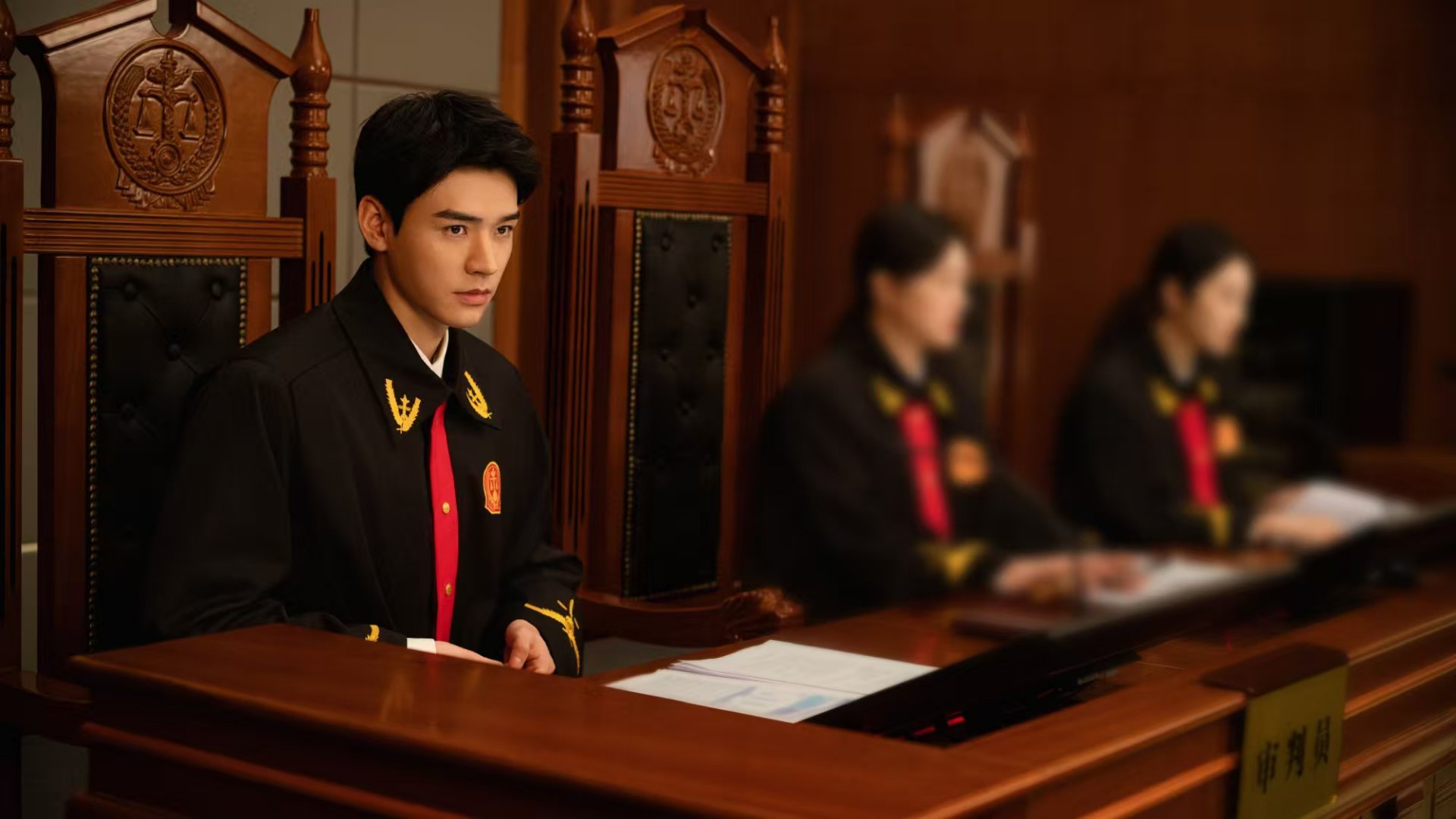 龚俊赔我瓜子钱今晚的瓜子钱龚俊给我报销一下龚俊新剧《家事法庭》也太上头了！当庭抓