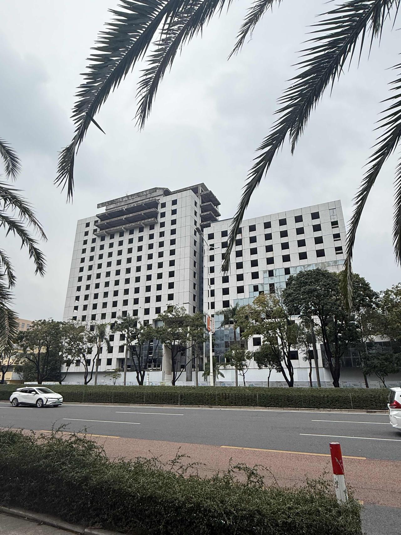 美国是我们第一大经济贸易市场、欧洲是第二大经济贸易市场，再接着就是日本和韩国。