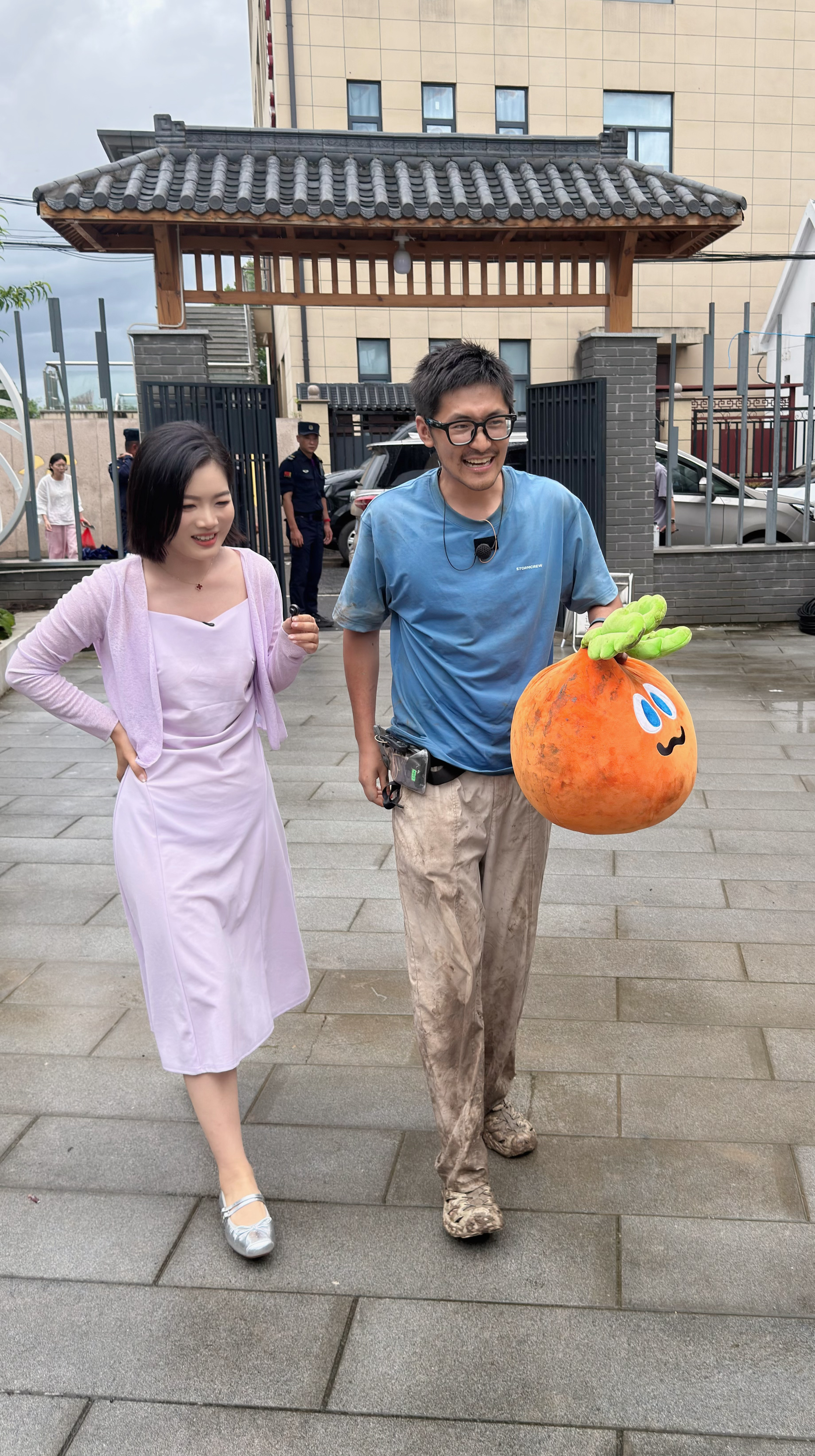 Tim的100个小时上岛直播结束了在6月初见面的时候，约好我来探班，我想为大家拍