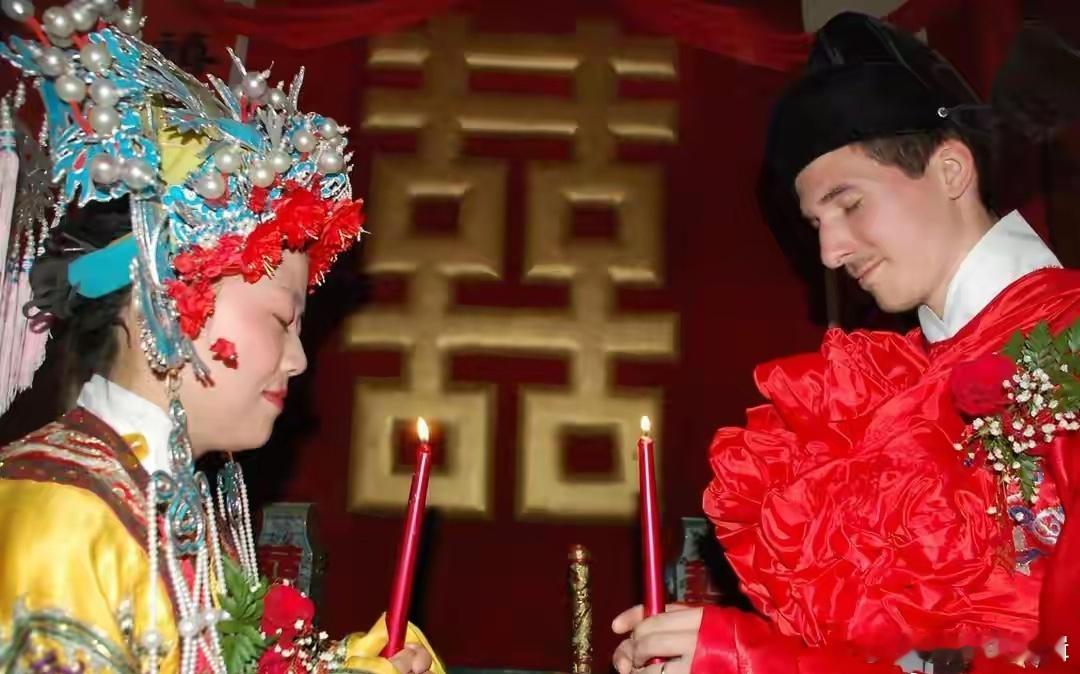 全国人民包括五十六个民族同胞最坚决最强烈的一致要求是；外嫁女给外国人生的孩子即外