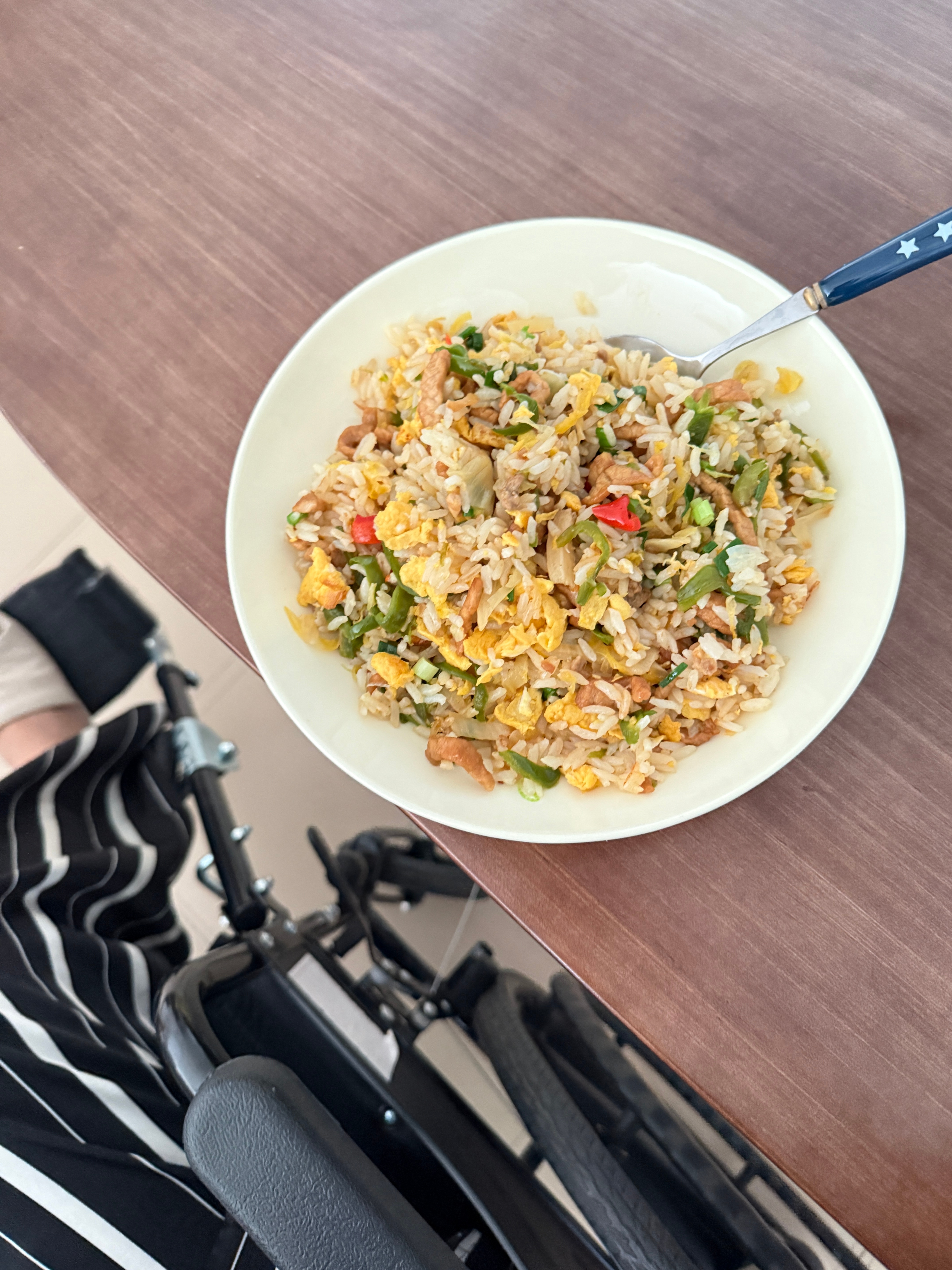 香是很香的，但怎么感觉今天我妈有点对付我今天小卷长胖了吗