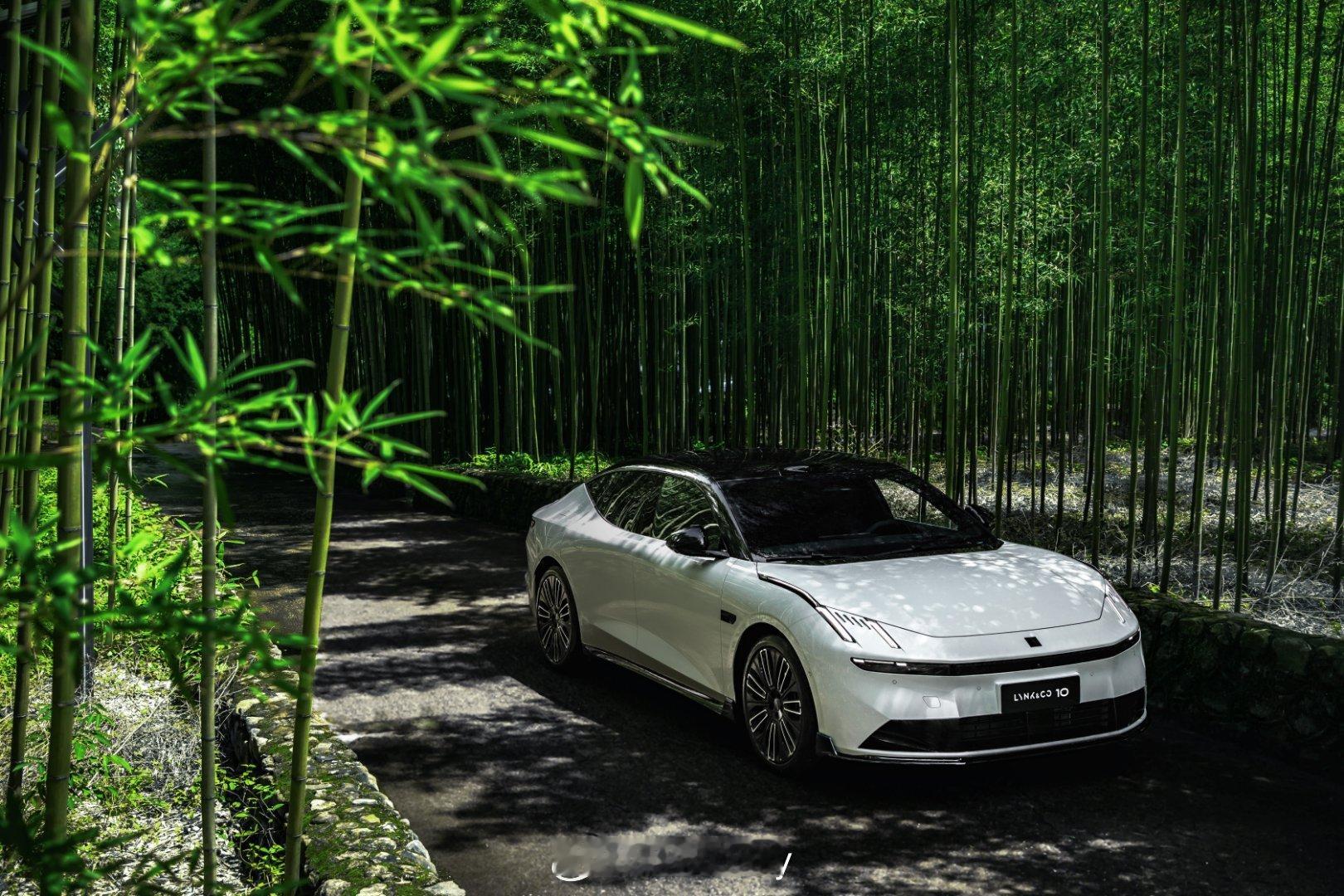 领克10EM-P销量快速突破2万 新增千里浩瀚H5版型，产品力拉满定义高价值混动