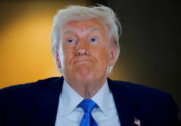 伊朗总统佩泽希齐扬北京时间3月30日发文写道：“美国的AI专家应该让特朗普总统意