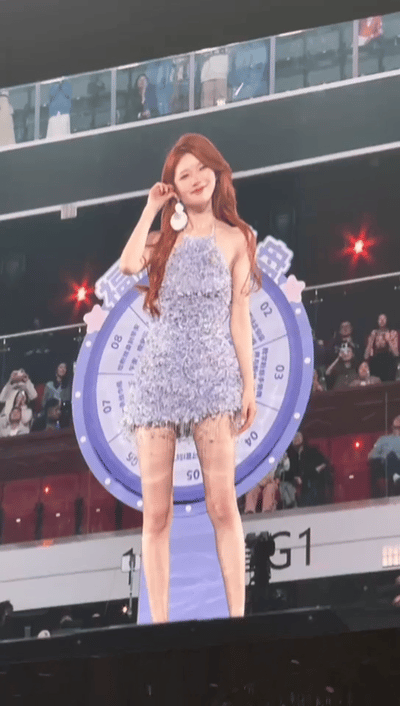 赵露思现场跳了许妍进行曲 ​​​