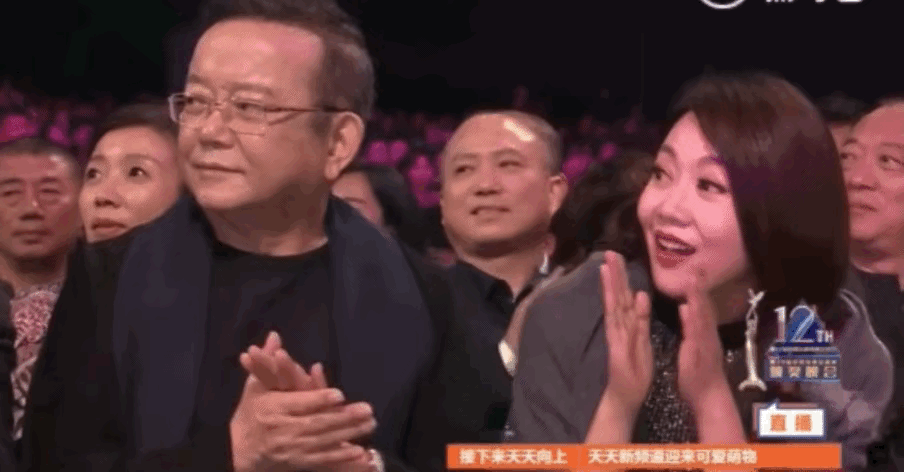 预测金鹰奖最佳女主角提名名单：宋佳：《山花烂漫时》闫妮：《小巷人家》杨幂：《生万
