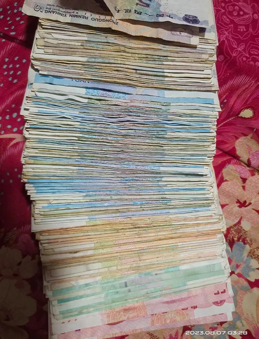 一个半月的现金收入
微信支付宝不记，5K多啦#存钱打卡