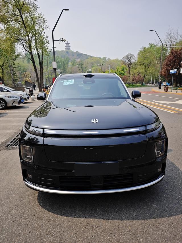 二胎出生换六座车，25万预算我对比了几款，最后选了零跑D19
家里二胎刚满两个月