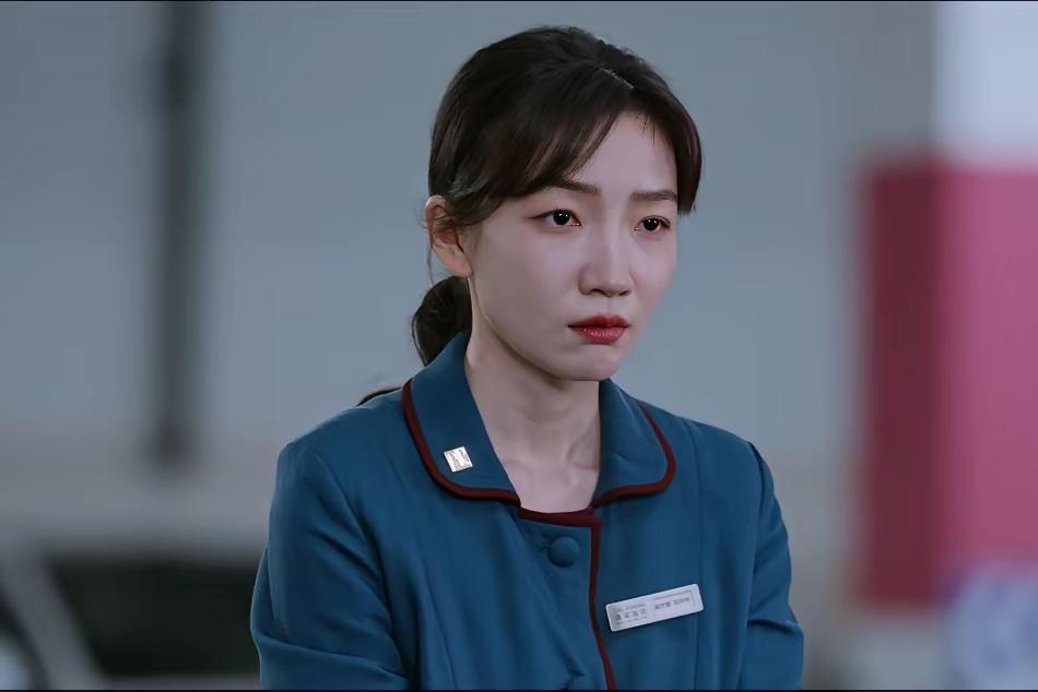 《蜜语记》陆晓妍这个角色，不讨喜，却真实。
放眼职场，这类人多了去了。
小聪明，