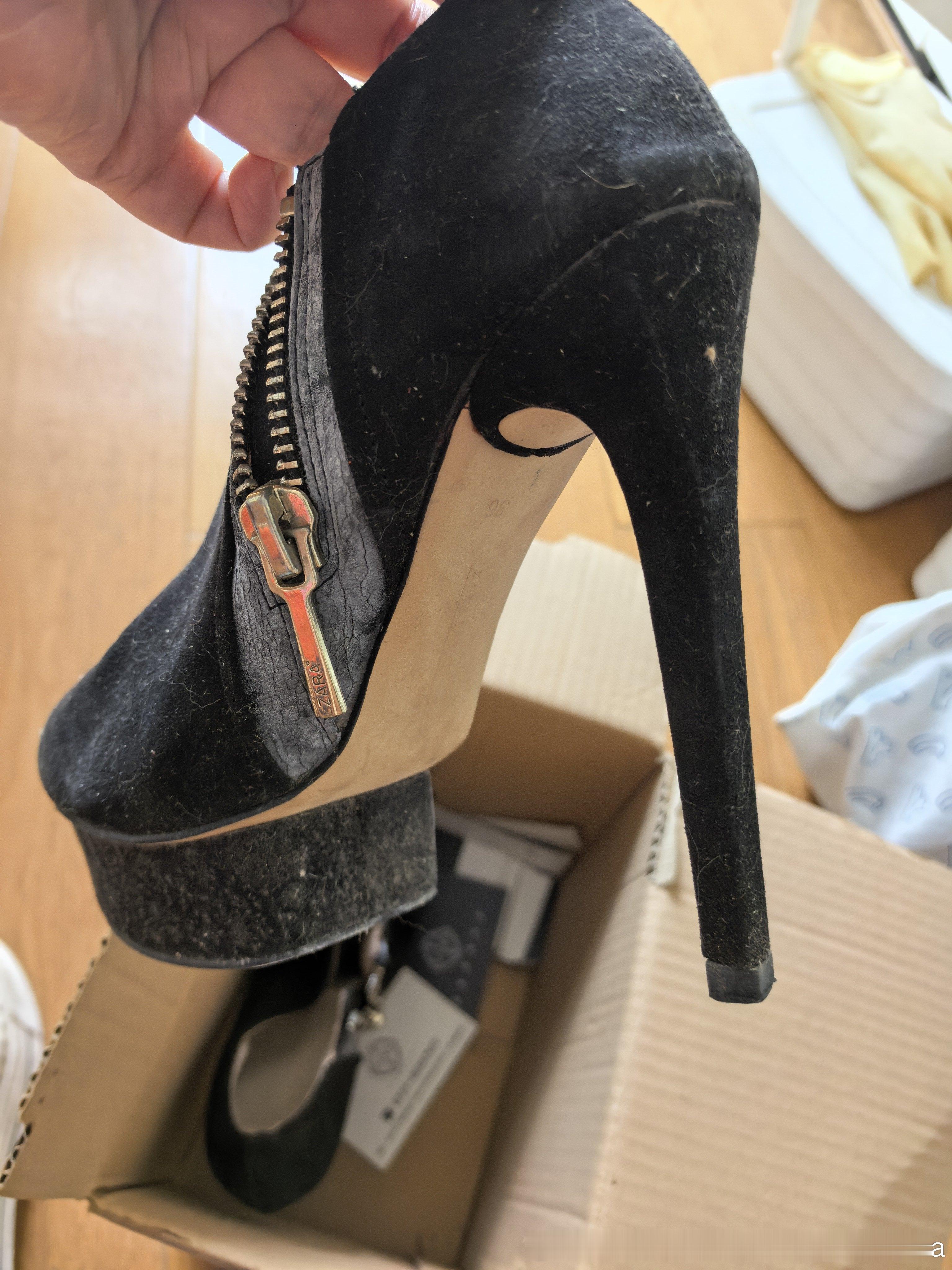 我以前还能穿那么高的鞋子…… 