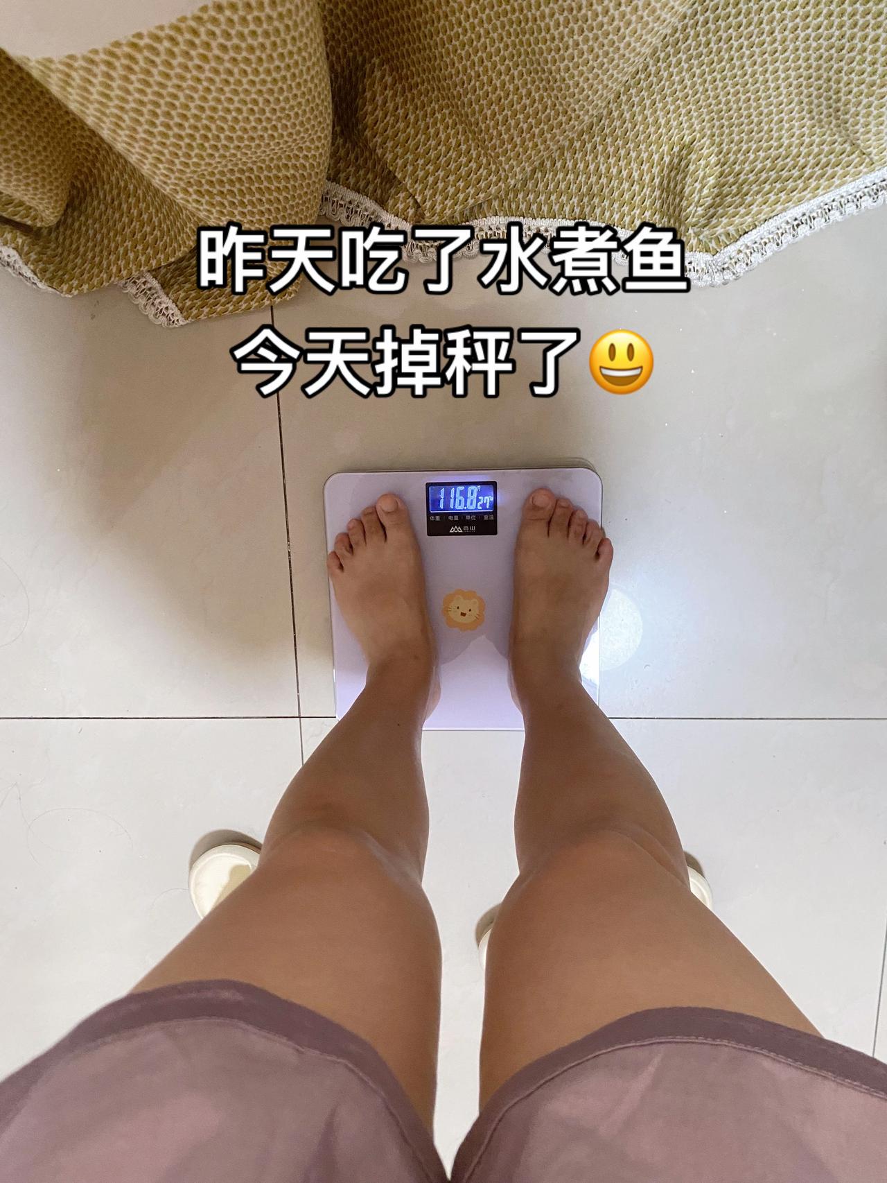 今天的减脂早餐：贝贝南瓜+腰果+鸡蛋
晴子 直播间买的最多的就是贝贝南瓜了，8.