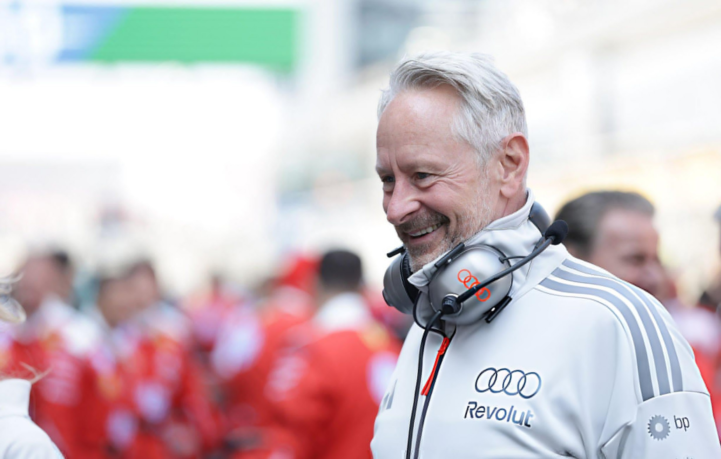 f1 重磅传闻：阿德里安·纽维将卸任阿斯顿·马丁车队领队职务，转而专注于技术层面