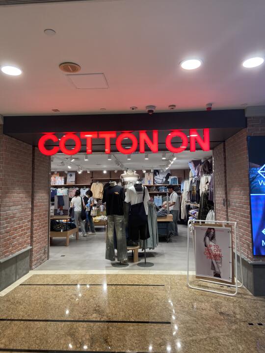 🇭🇰香港cotton on年中半价了！！！ 30r买到🔥