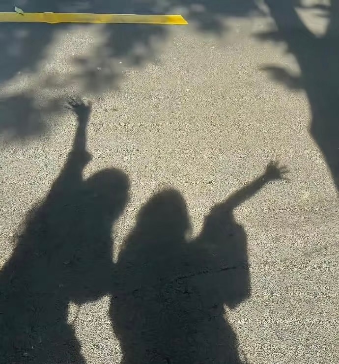 𝑴𝒆𝒆𝒕𝒊𝒏𝒈 👩🏻🤝👩🏼 见一面吧 在七月 在𝟑𝟕