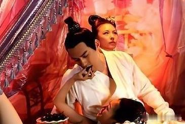 古代皇帝一夜临幸多名妃子，在很多人眼中这是荒淫无道、纵欲无度之举。从现代人角度，