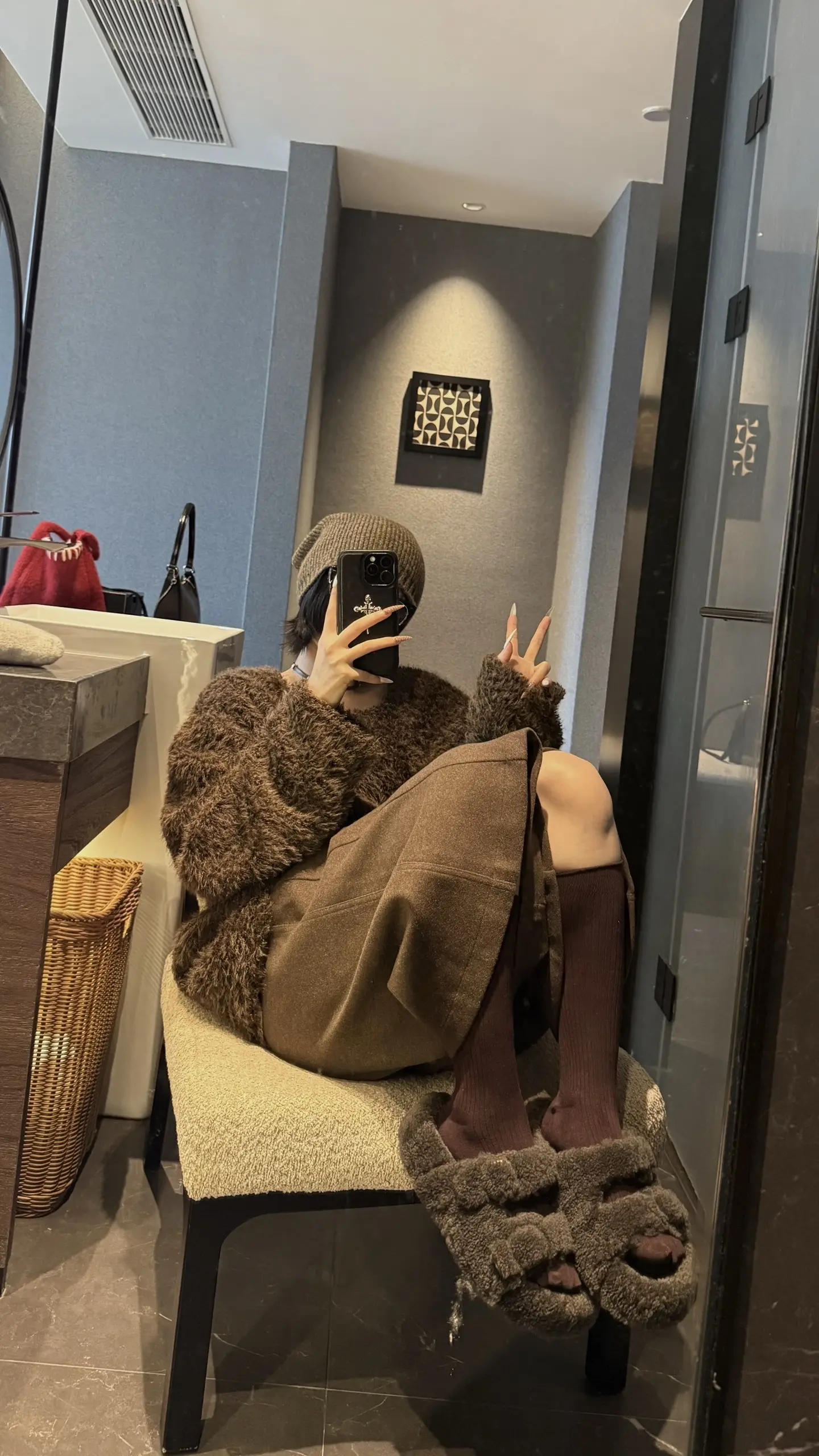 感情有什么好讲的 中国黄金知道吗 买两斤给我