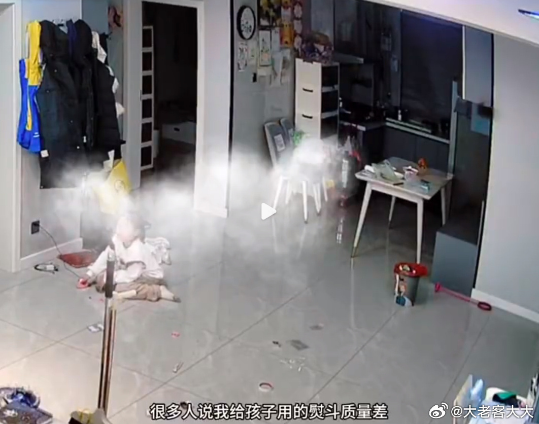 每天摸鱼打卡早上好！今天看到当我用拼豆拼了一整套麻将的宣传片，我却想说拼豆这款新
