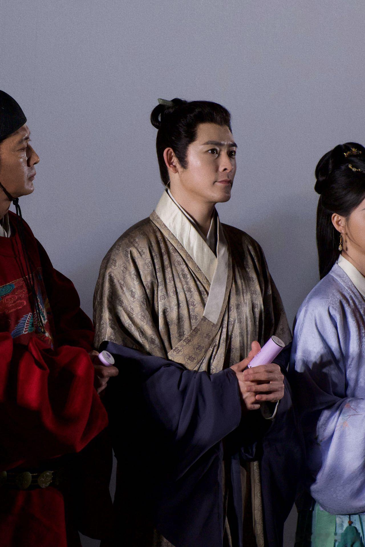 李欣泽 我再也不演渣男了  听说李欣泽在《九重紫》里演渣男被观众嫌弃了，他现场大