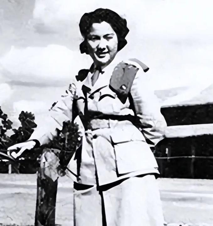 1942年，日军夜袭远征军野战医院，奸杀了3名女护士，次日一早，女护士方寿纯提议
